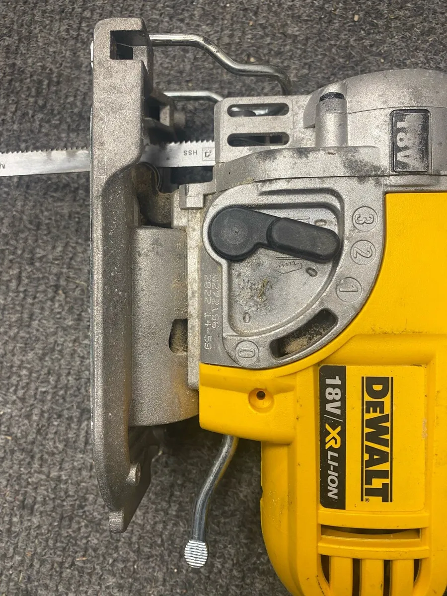 Dewalt jigsaw - Image 3
