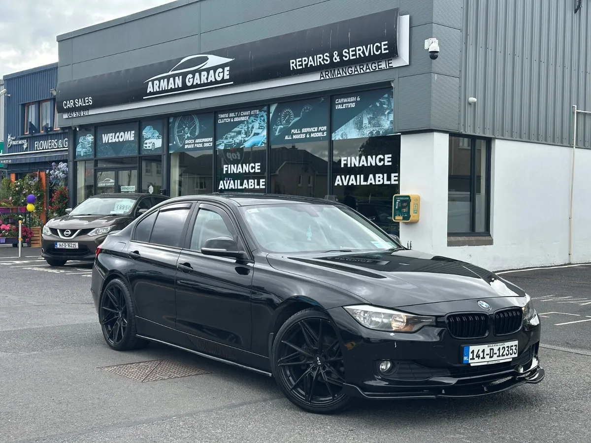 BMW 318d  2014 nice spec - Image 1