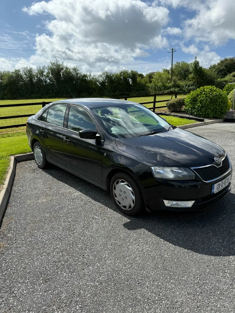 Skoda Rapid 2013 1.6TDI - Image 3