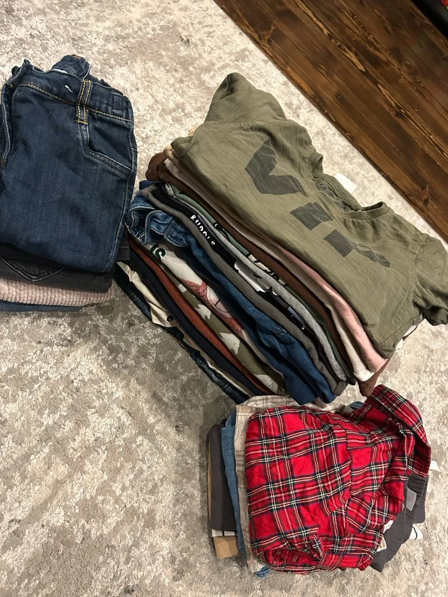 Boys clothes 2/3 - Image 1