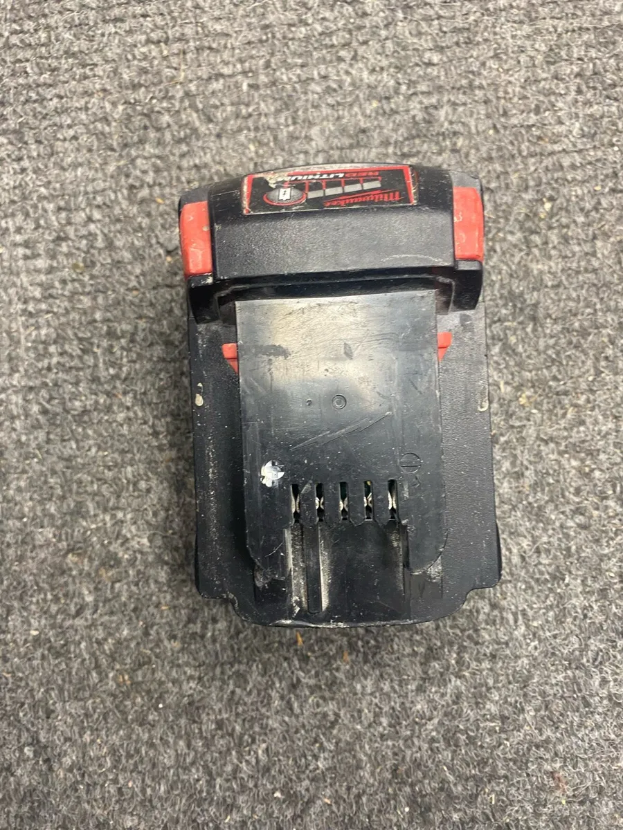 Milwaukee battery - Image 1