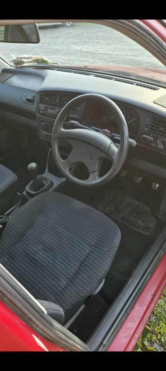 Car - Image 4