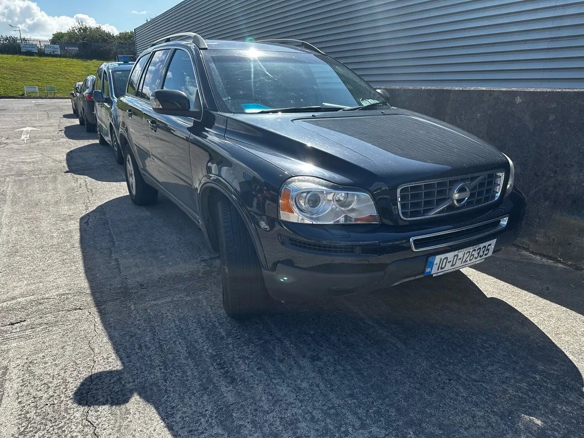 Volvo xc90 - Image 1