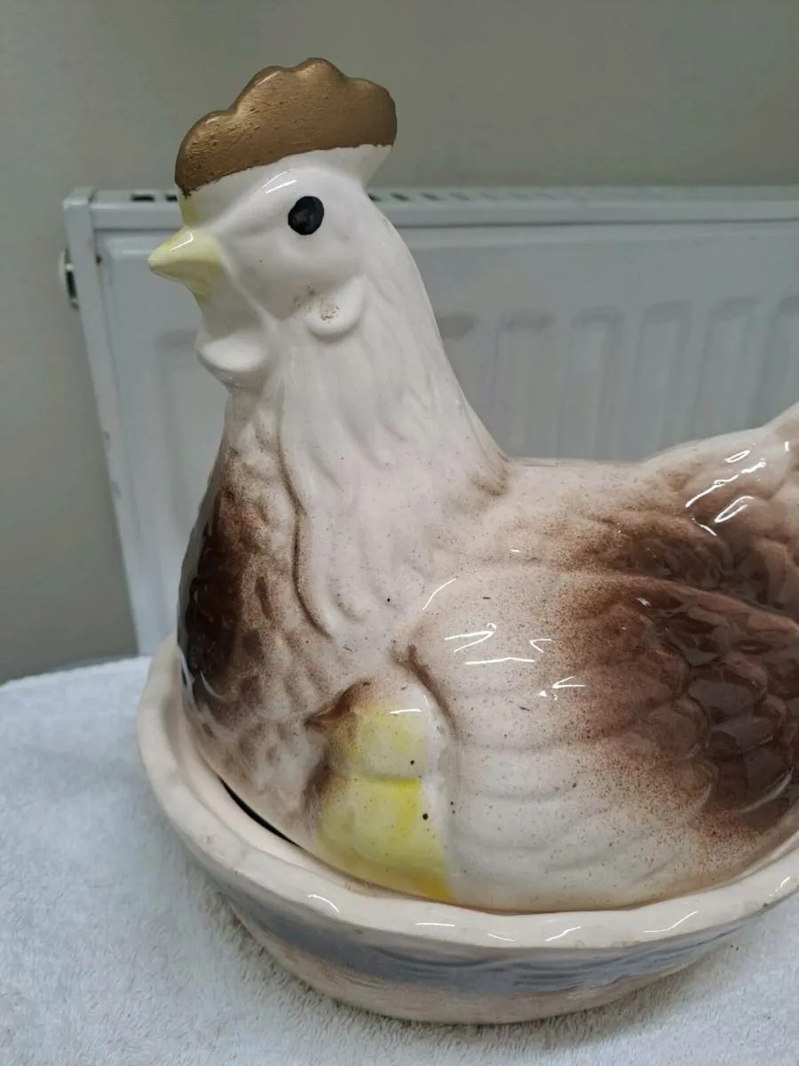 Vintage ceramic hen egg holder - Image 2