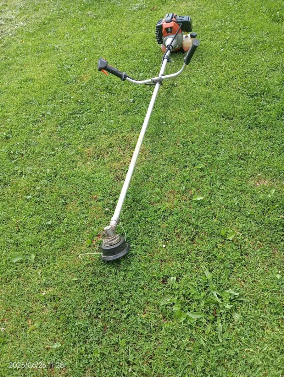 Strimmer as new - Image 3