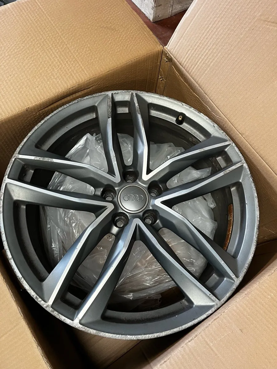 20” Audi a6 alloys - Image 4
