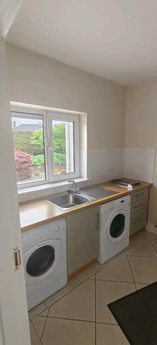 Utility Room Kitchen Units and white goods - Image 2