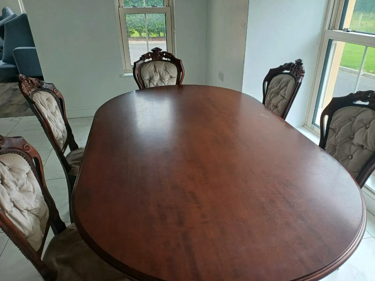 Antique dining table and chairs - Image 1