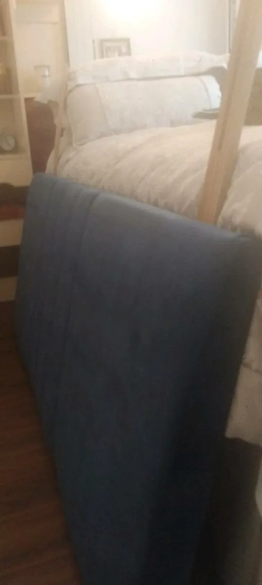 Bed headboard - Image 2