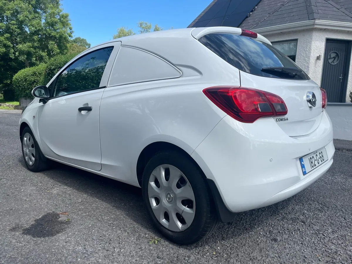 182 Opel corsa van only 70km .. mint - Image 3