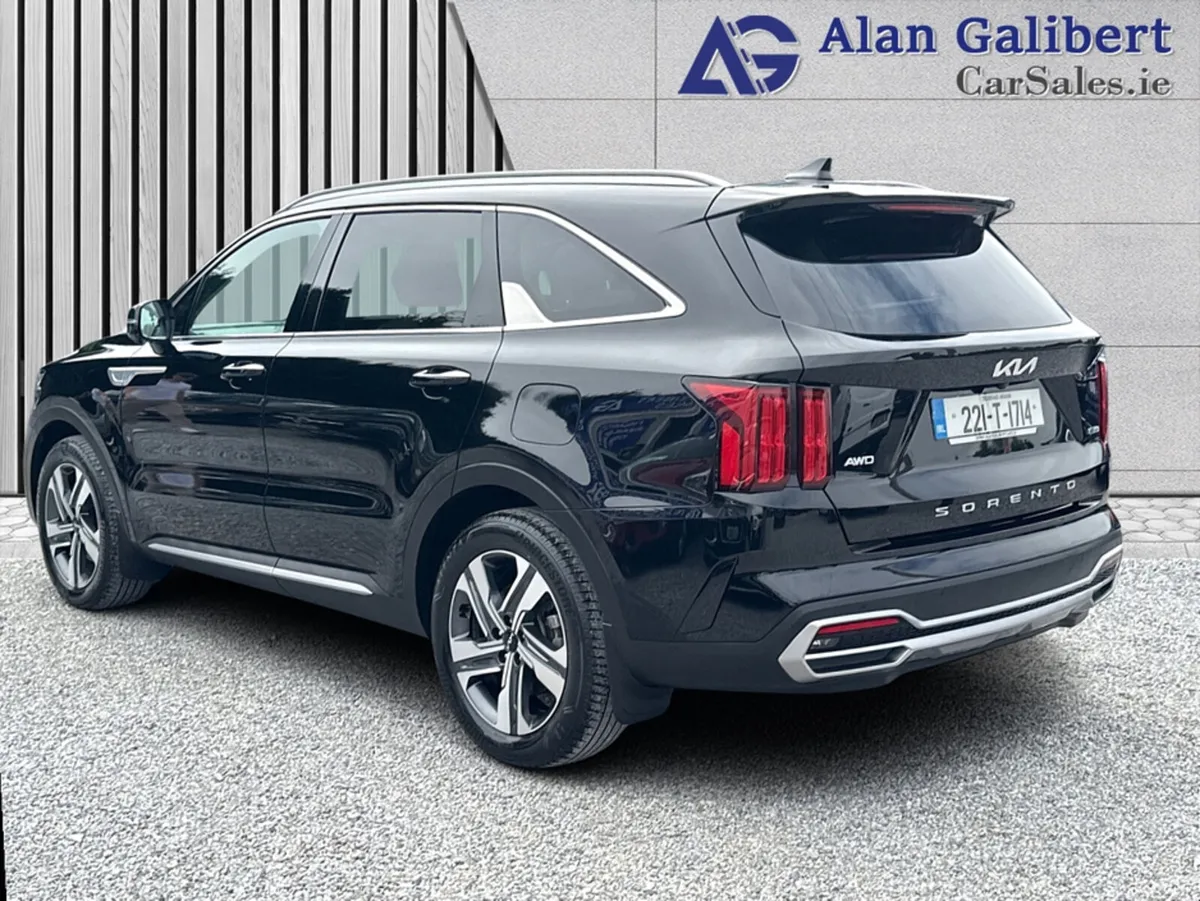 Kia Sorento 1.6 PHEV K4 Top Spec 7 Seater Model Au - Image 2