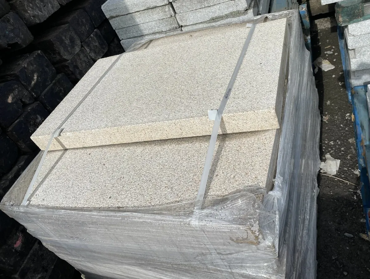 Oatmeal Granite Wall Cappings Yard Clearance - Image 4