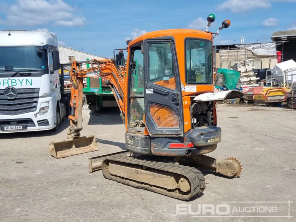 2017 Doosan DX30Z - Image 3
