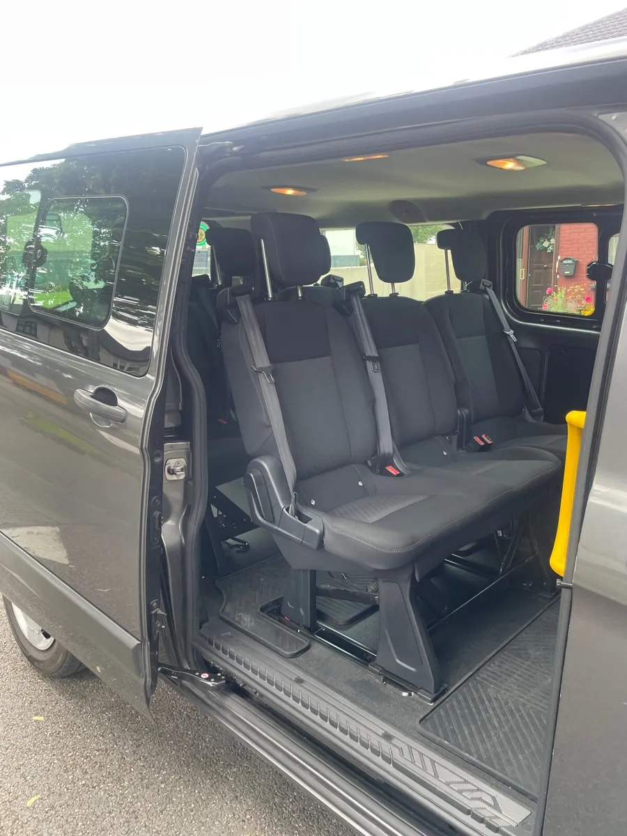 Ford Transit Custom 9 Seater Wheelchair Accessible - Image 2