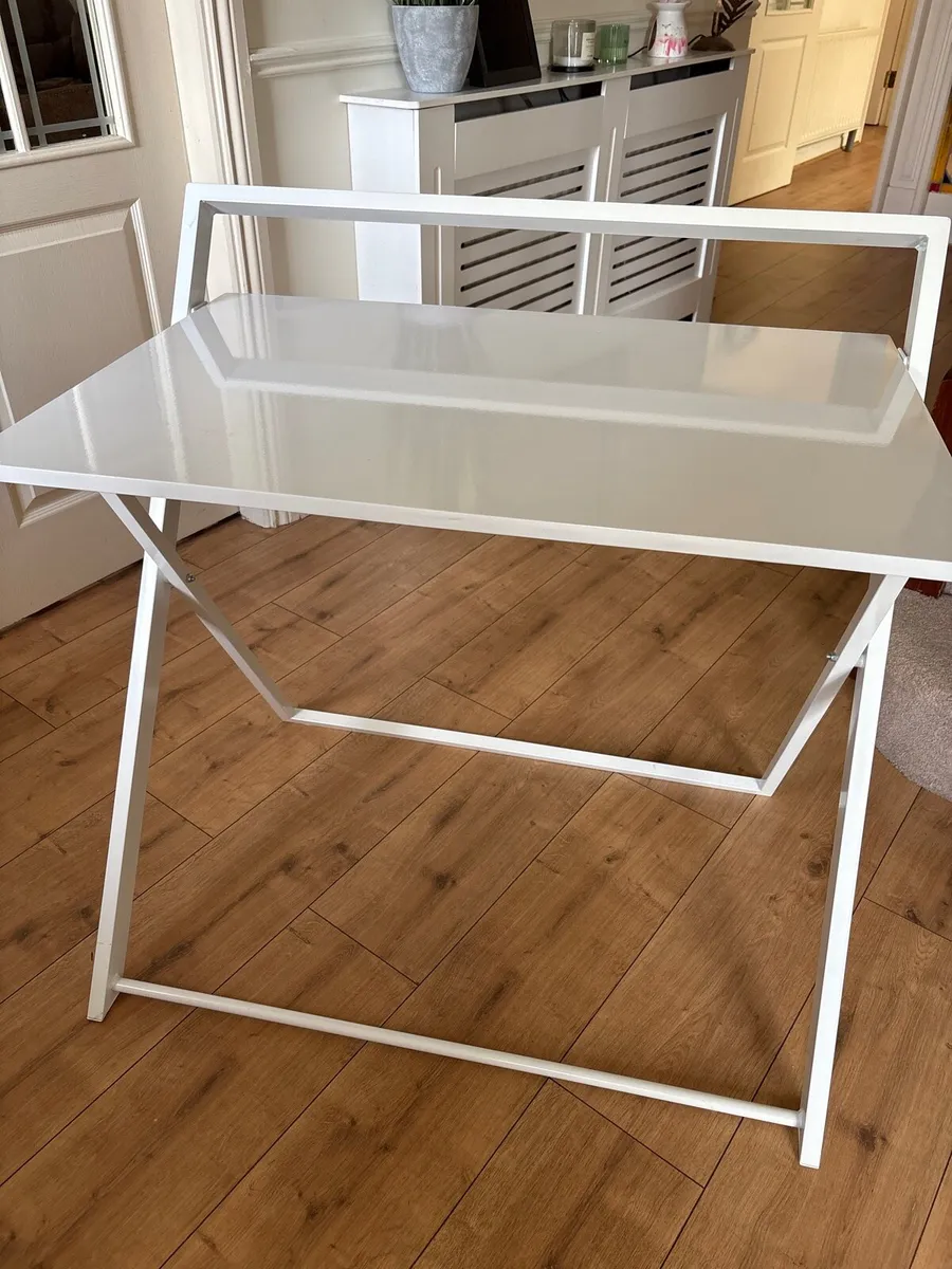 Desk - Image 2