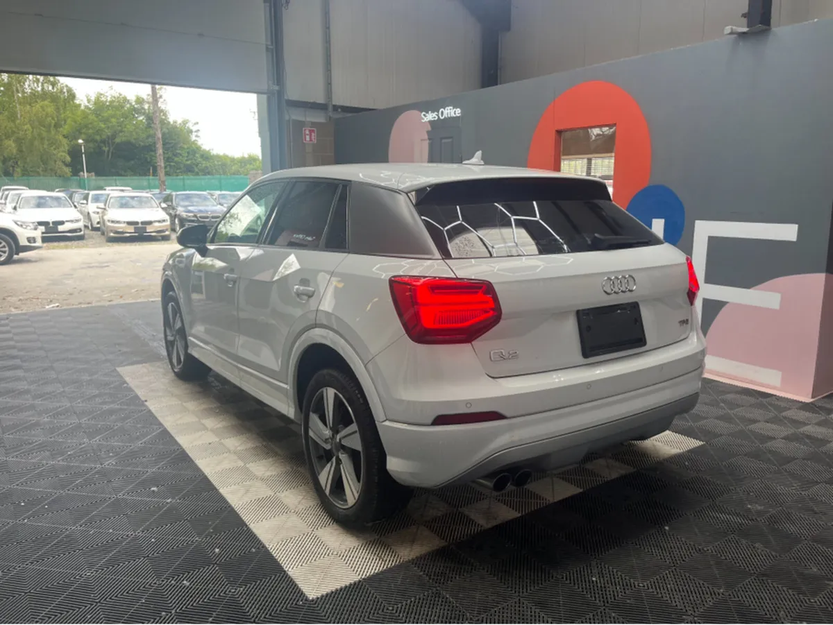 Audi Q2 1.4 TFSI / 46k KMs / HEATED SEATS ,REVERSE - Image 4