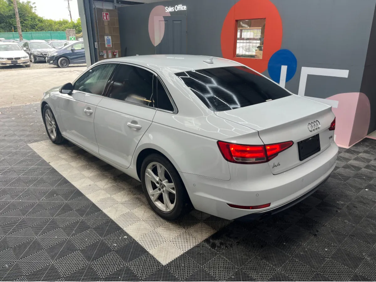 Audi A4 1.4 TFSI SPORT / 85k KMs / HEATED SEATS , - Image 4
