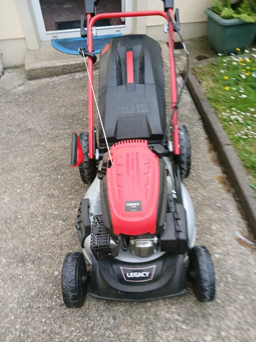 Legacy lawnmower - Image 3