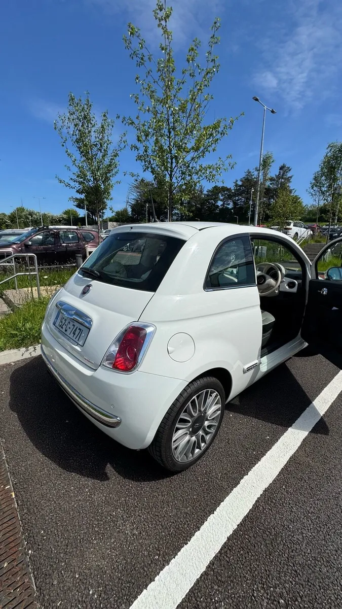 Fiat 500 Lounge 2015 – Top Spec, Low Mileage - Image 1