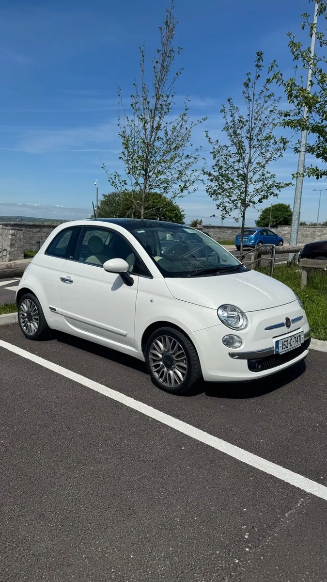 Fiat 500 Lounge 2015 – Top Spec, Low Mileage - Image 3