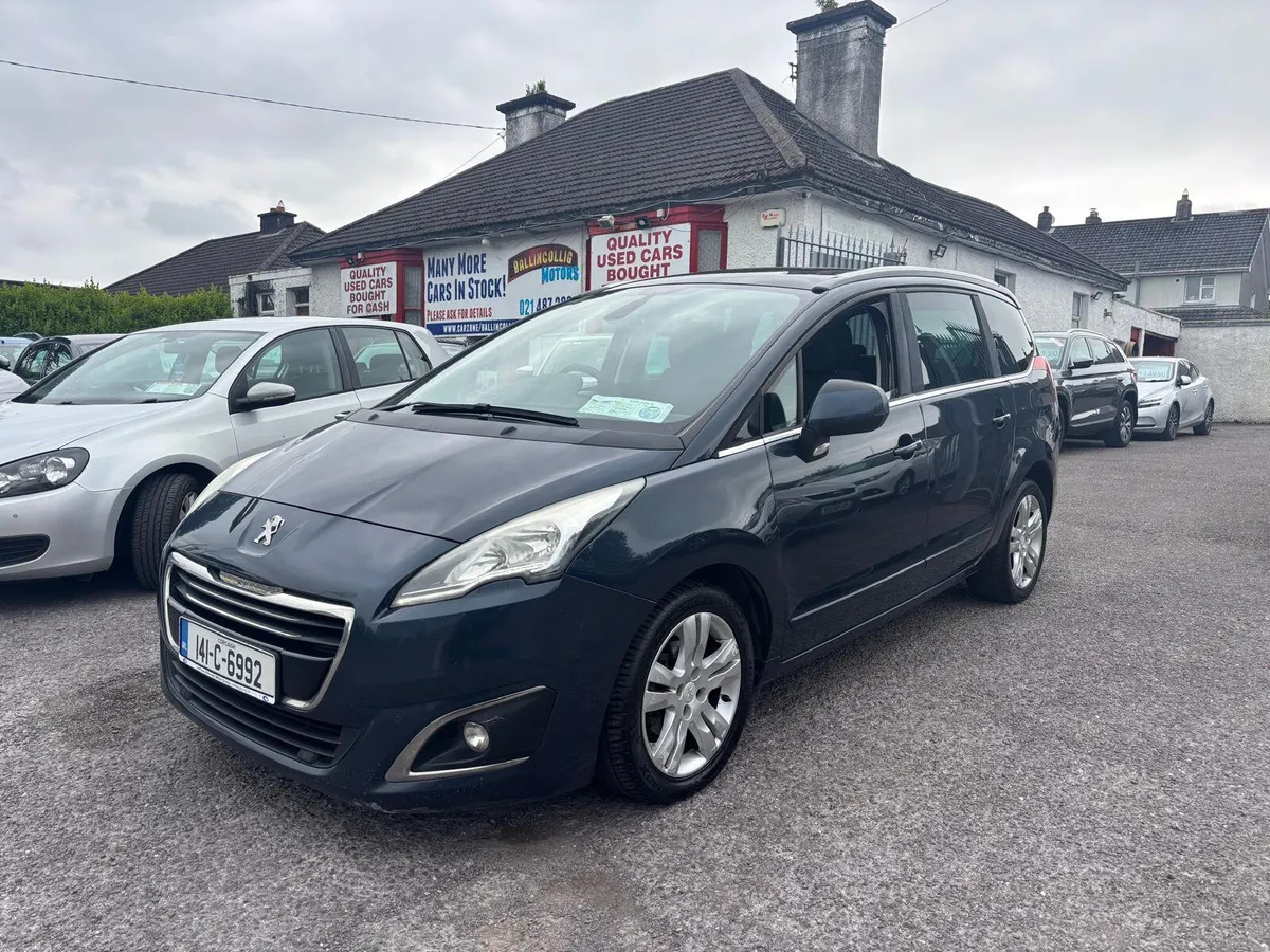 Peugeot 5008 2014  7  SEATER  DIESEL - Image 4