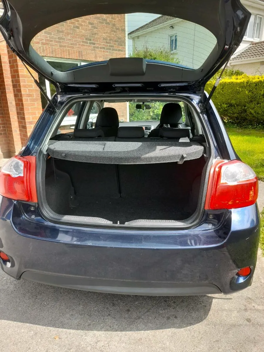 Toyota auras 1.4 diesel - Image 2