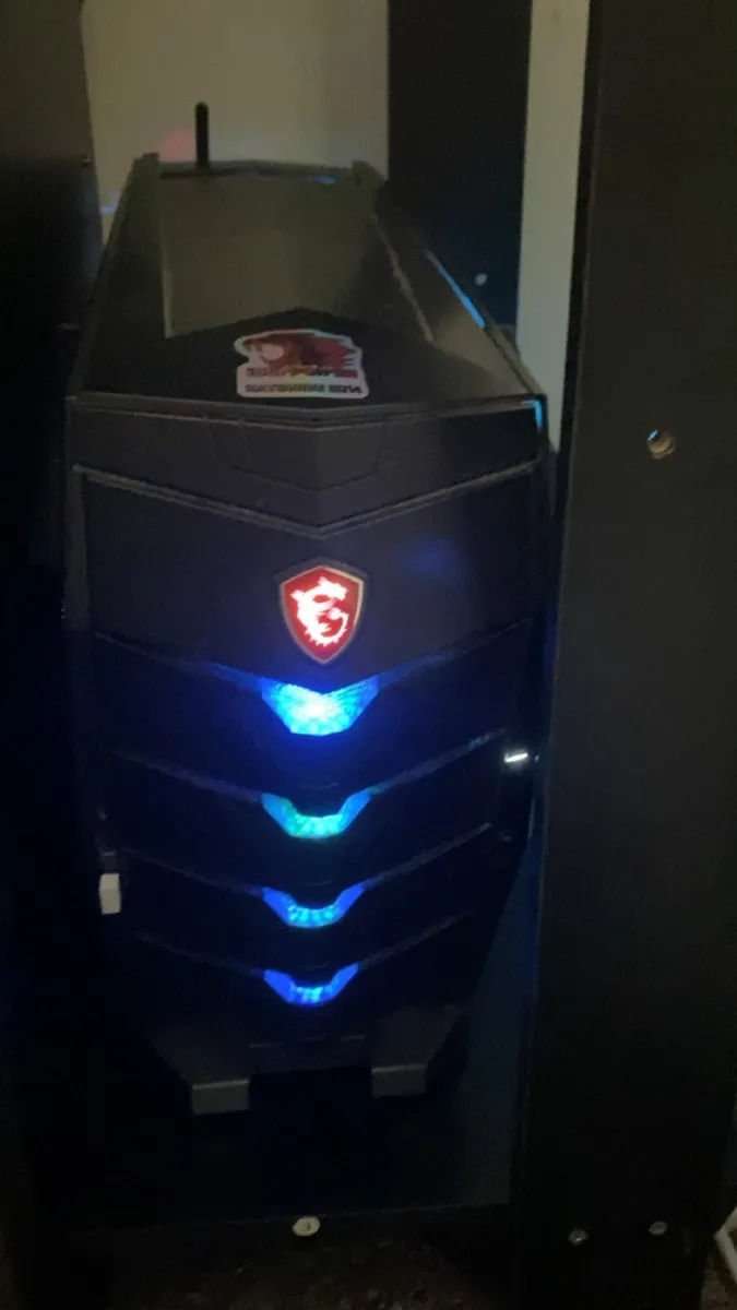 AEGIS 3 Gaming PC AND Acer Nitro Monitor - Image 3