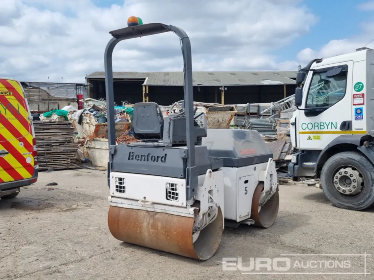 2002 Benford TV1300 - Image 1