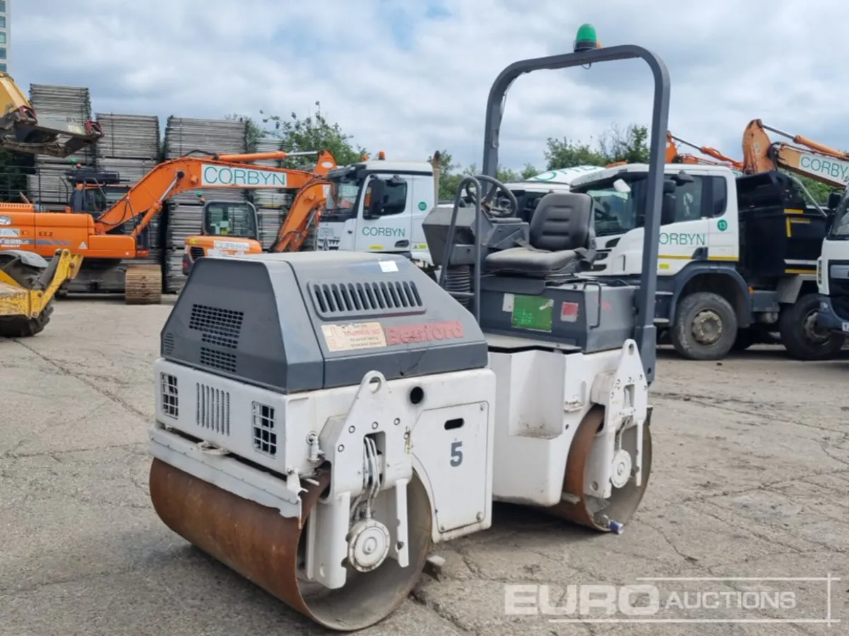 2002 Benford TV1300 - Image 2