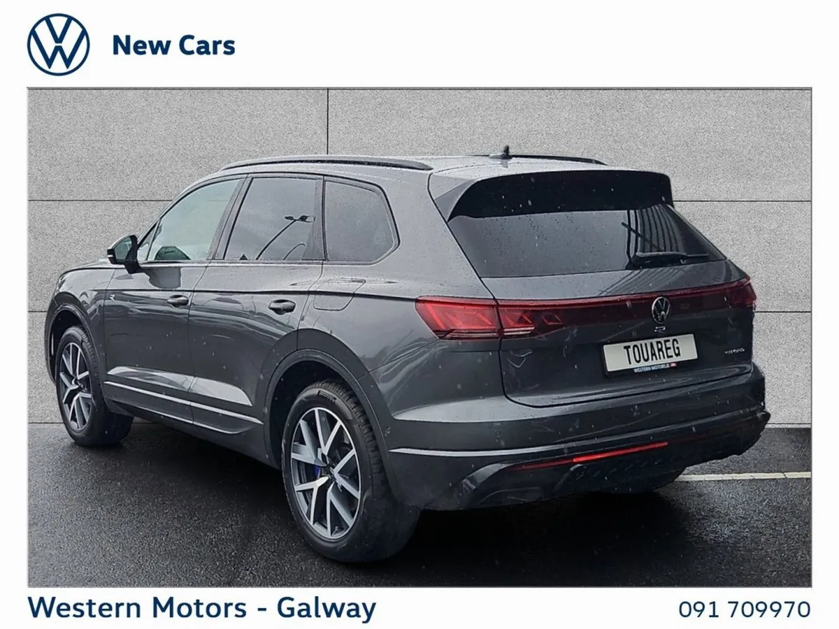 Volkswagen Touareg R Ehybrid  Fully Loaded  Facto - Image 3