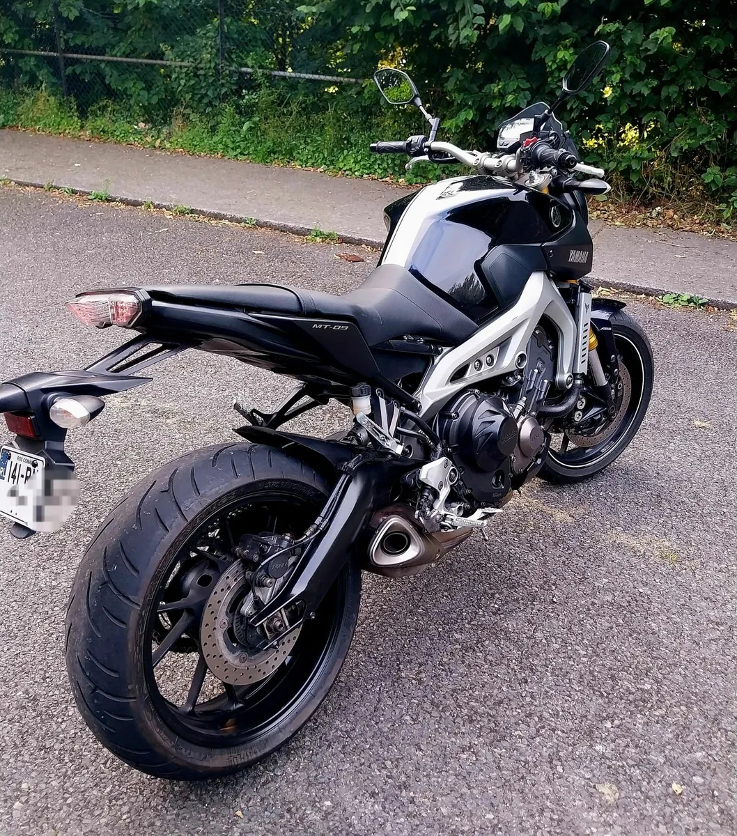 YAMAHA MT09 - Image 4