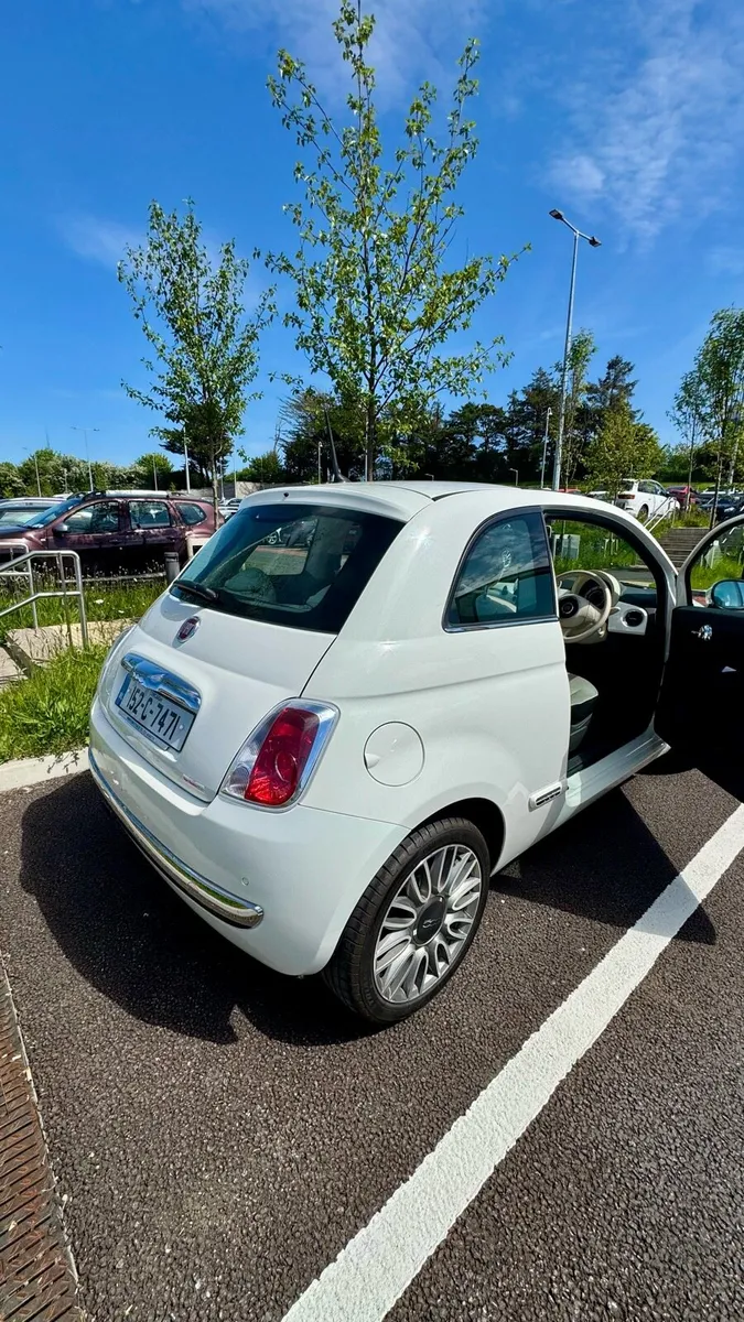 Fiat 500 Lounge 2015 - Top Spec, Low Mileage - Image 3