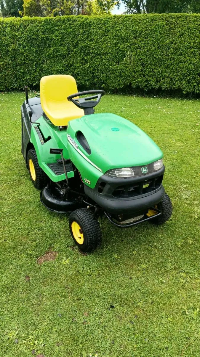 John Deere hydrostatic Briggs engine - Image 2