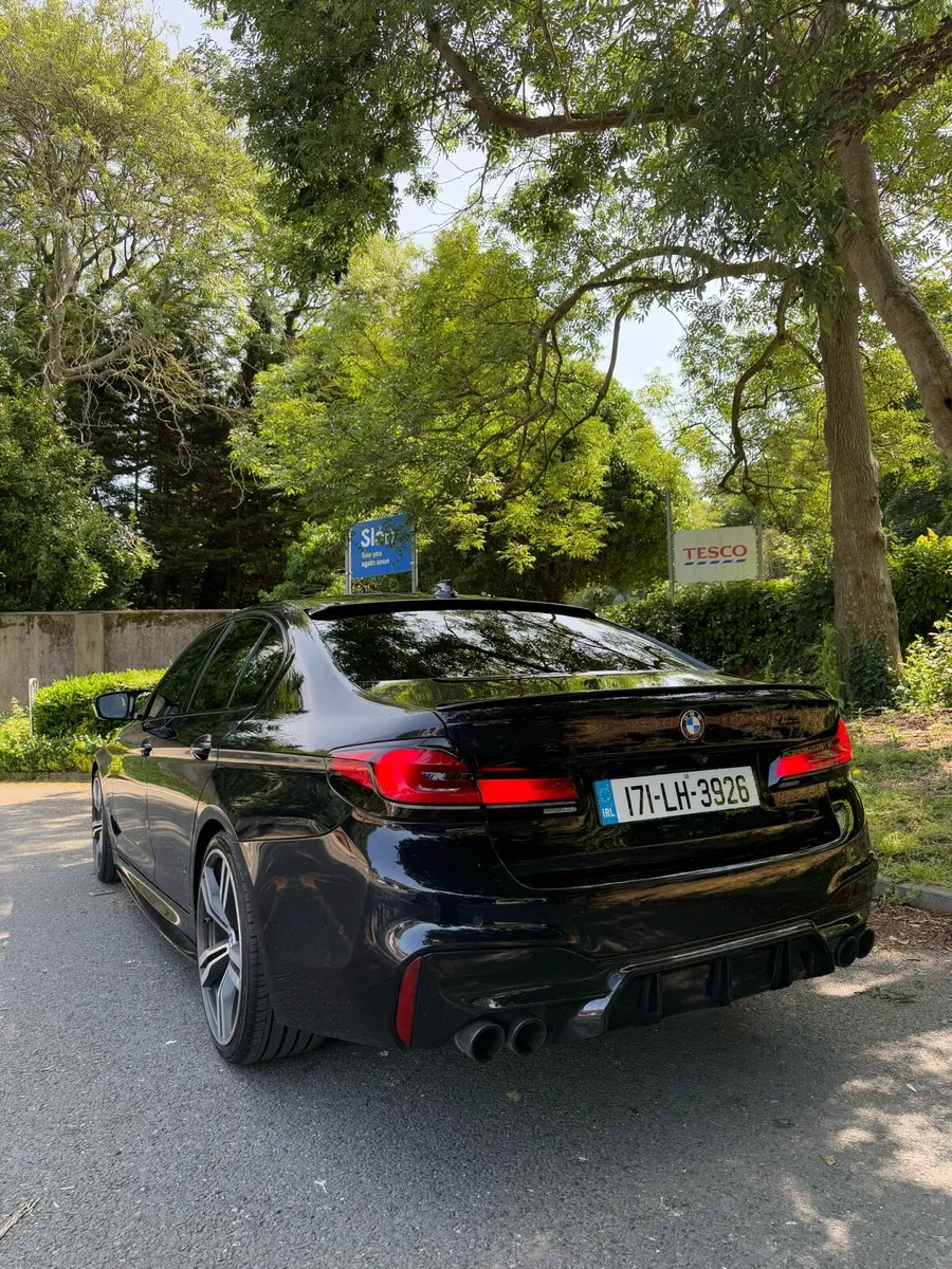 BMW 540i Xdrive - Image 4