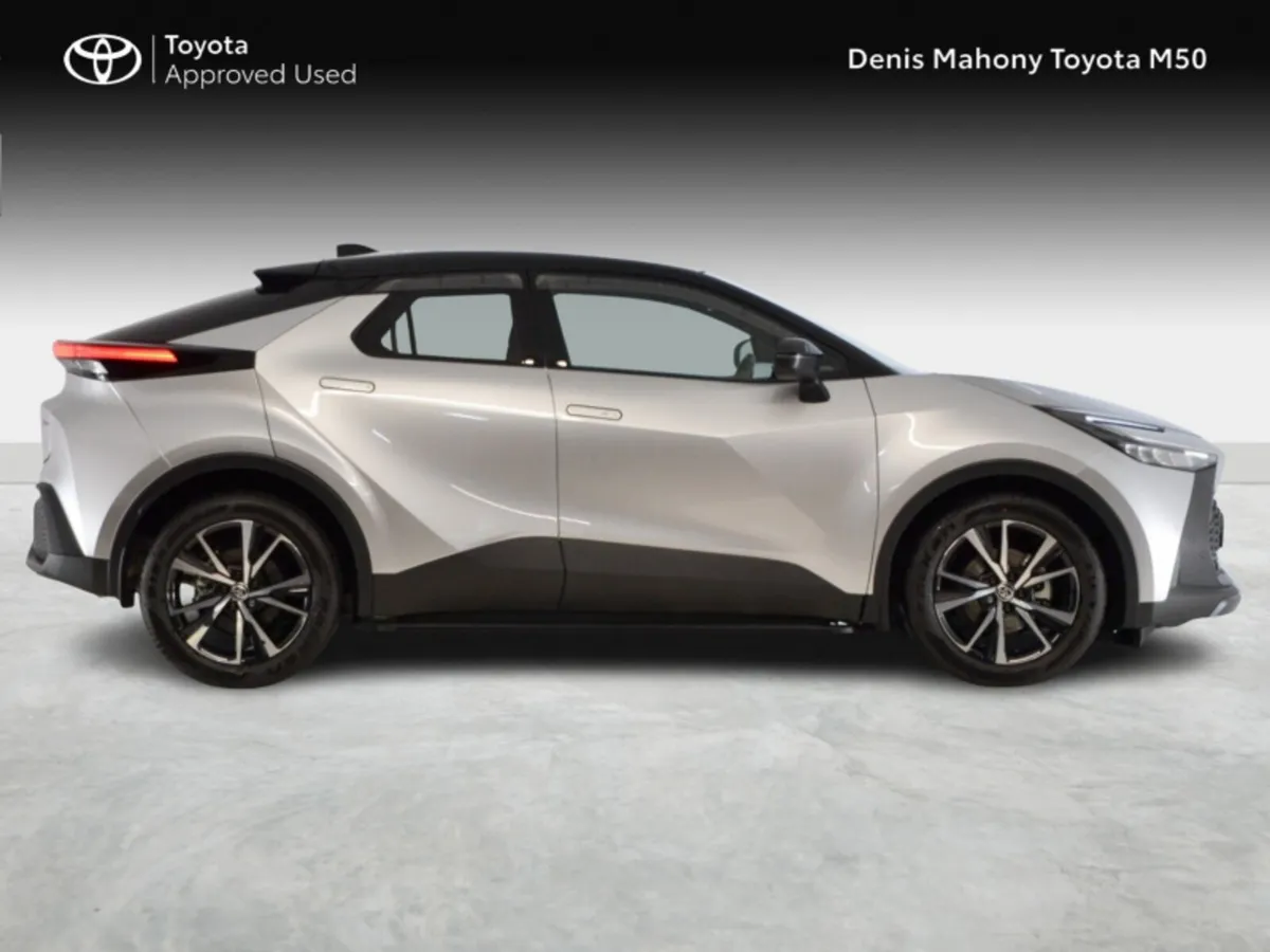Toyota C-HR Hybrid Sport+ - Image 3