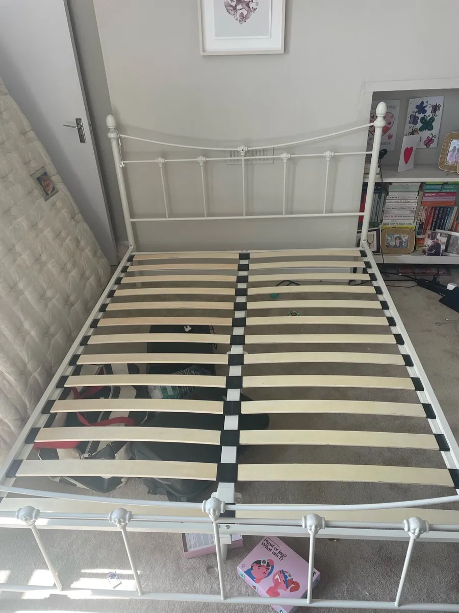 Metal bed frame - Image 4