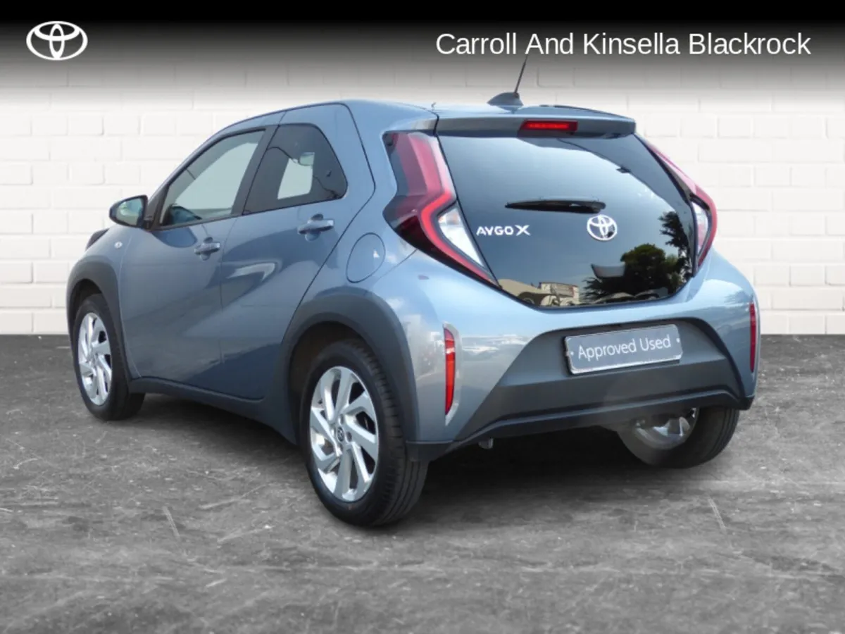 Toyota Aygo X Pulse - Image 2