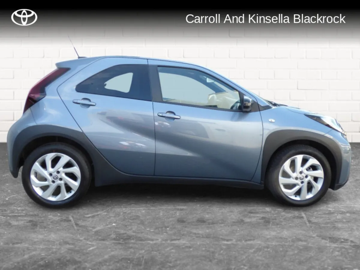 Toyota Aygo X Pulse - Image 3