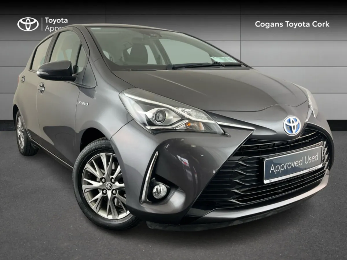 Toyota Yaris YARIS HYBRID 5DR LUNA - Image 1