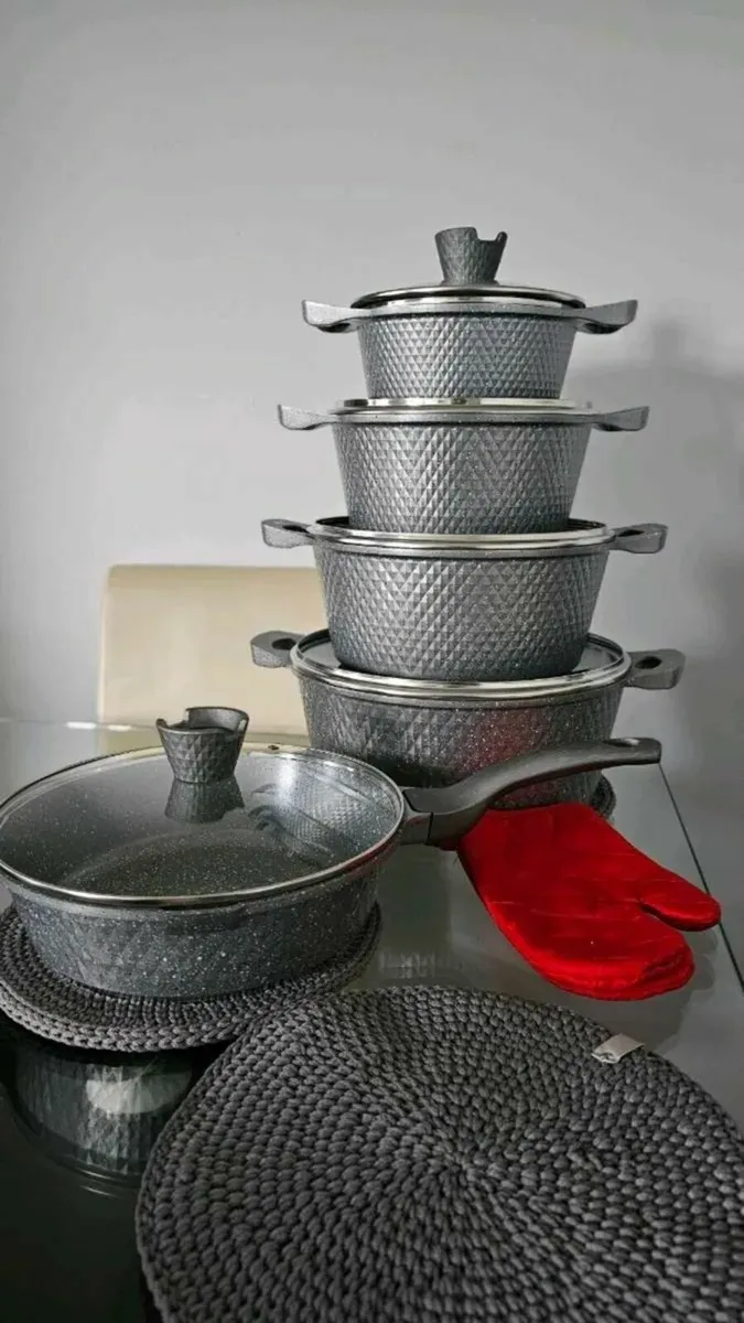 Marble cookware set brand new kitchen pots - Image 1