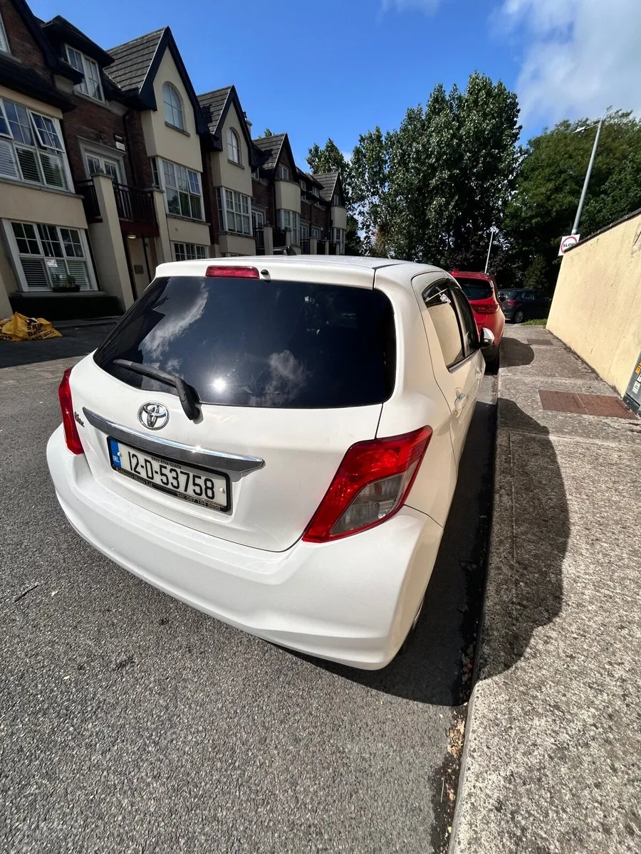 Toyota Vitz 2012 - Image 4