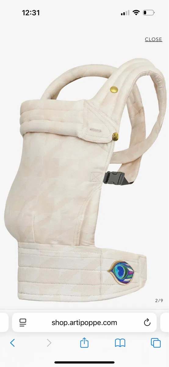 Artipoppe baby carrier - Image 1