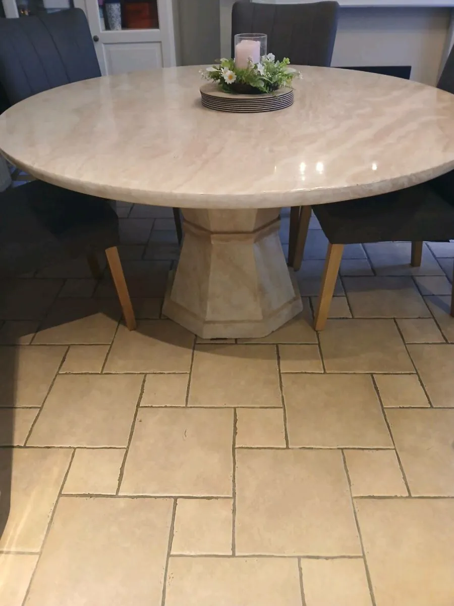 Marble Dining Table 5 foot - Image 2