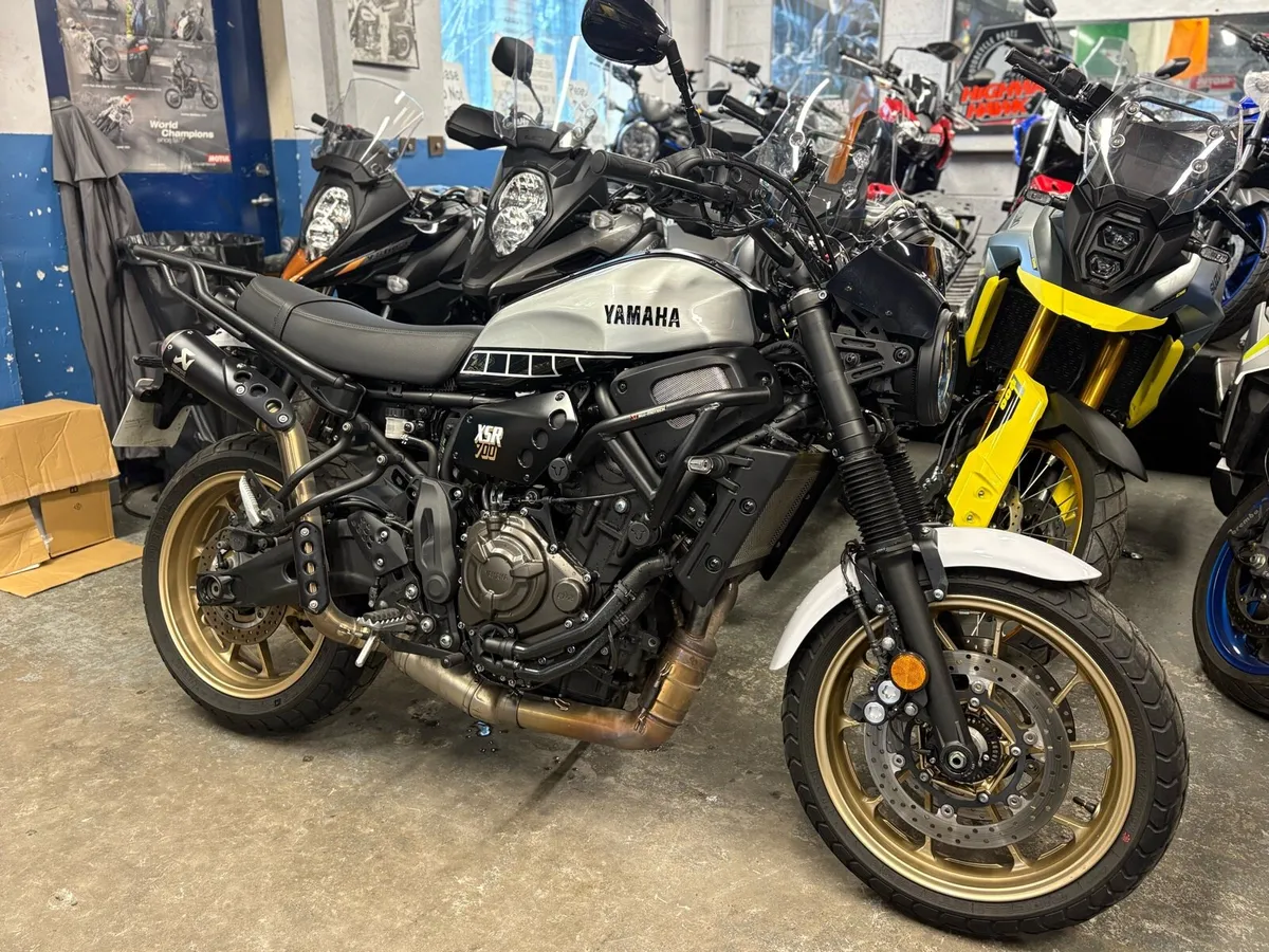 2023 Yamaha XSR700 - Image 3