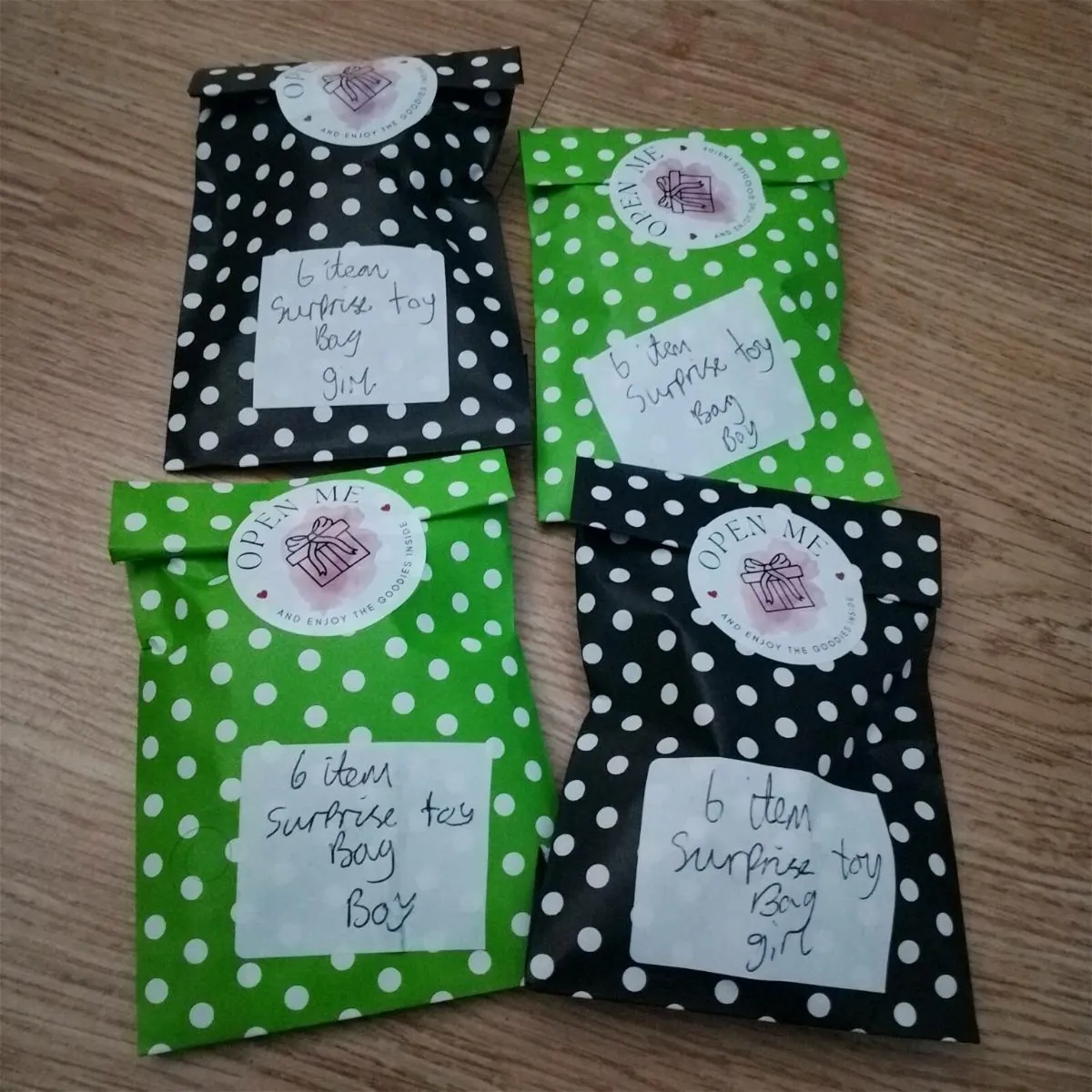 8 surprise toy bags - Image 2