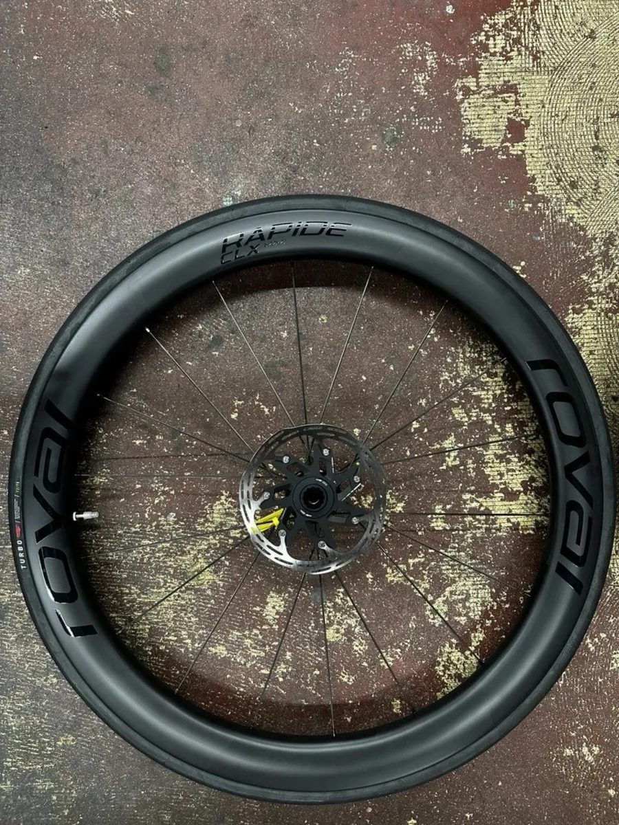 Roval Rapide CLX II Wheelset With Rotors - Image 3