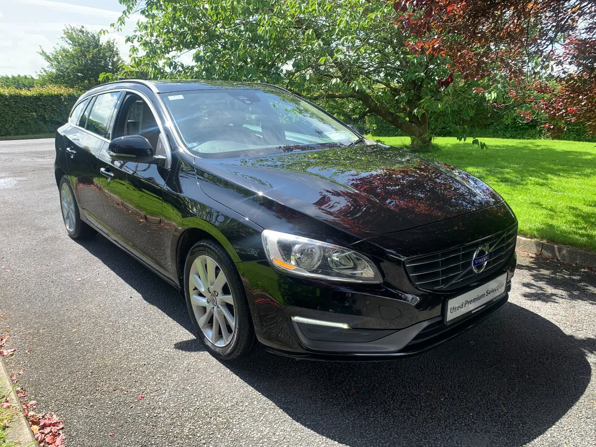 Volvo V60 2015 DIESEL ESTATE - Image 3