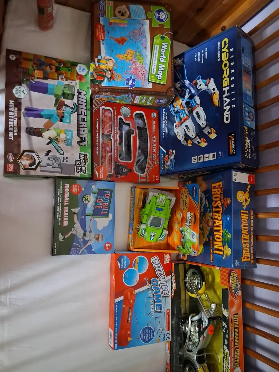 Toys - Image 2