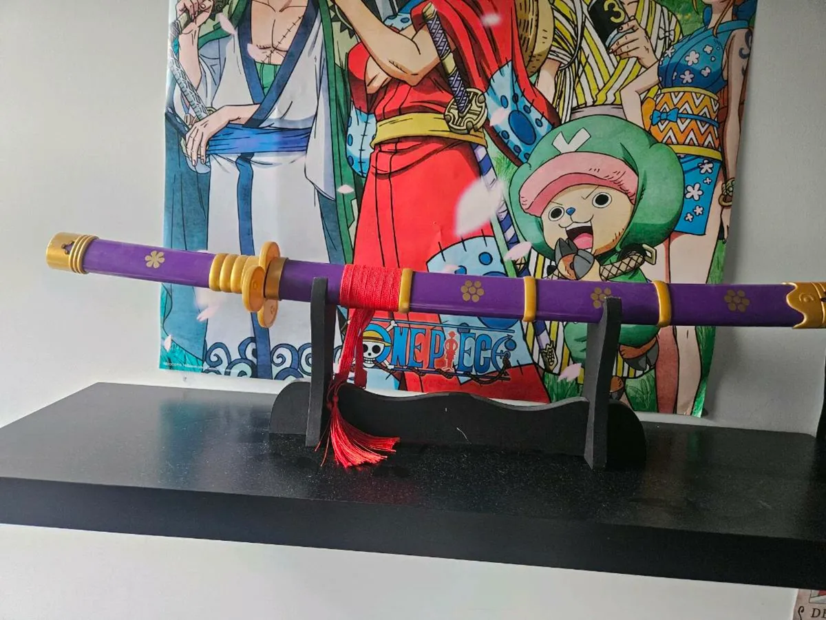 Anime figures and manga - Image 1