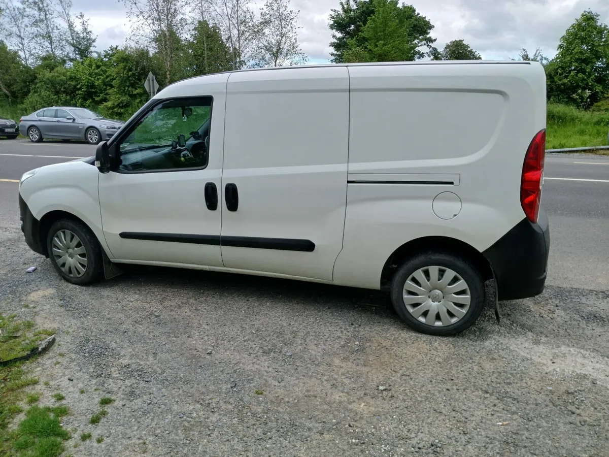 Opel combo lwb - Image 3